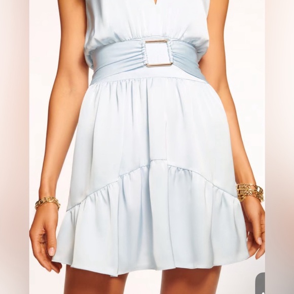Light Blue Sleeveless Dress with Belt - Picture 2 of 6